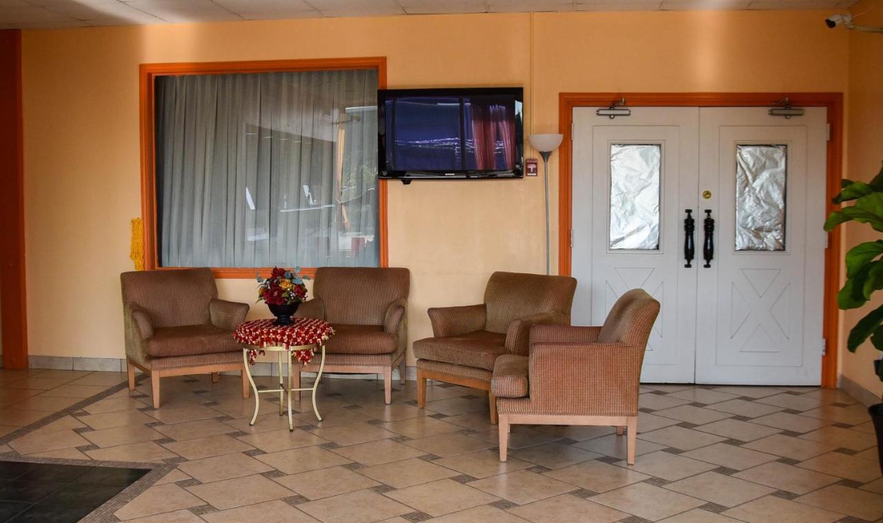 Homeplace Inn Jacksonville ภายนอก รูปภาพ