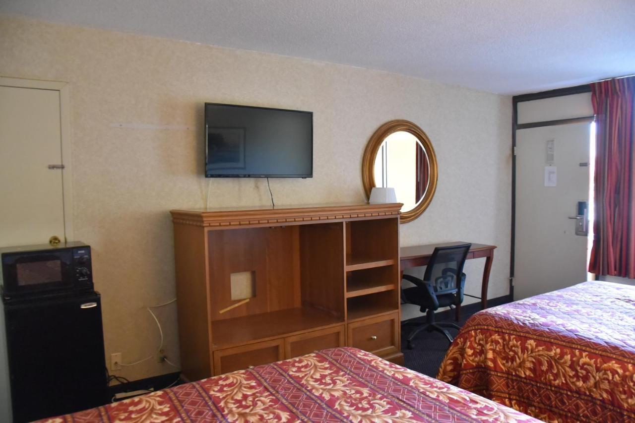 Homeplace Inn Jacksonville ภายนอก รูปภาพ
