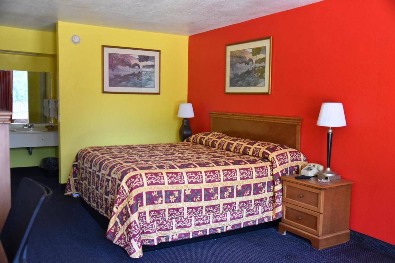 Homeplace Inn Jacksonville ภายนอก รูปภาพ